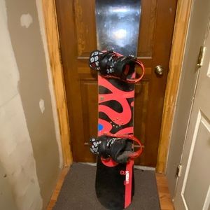 Women’s Burton 58 custom snowboard